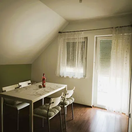 Holiday home Waterfront In Zamardi-balaton 55033