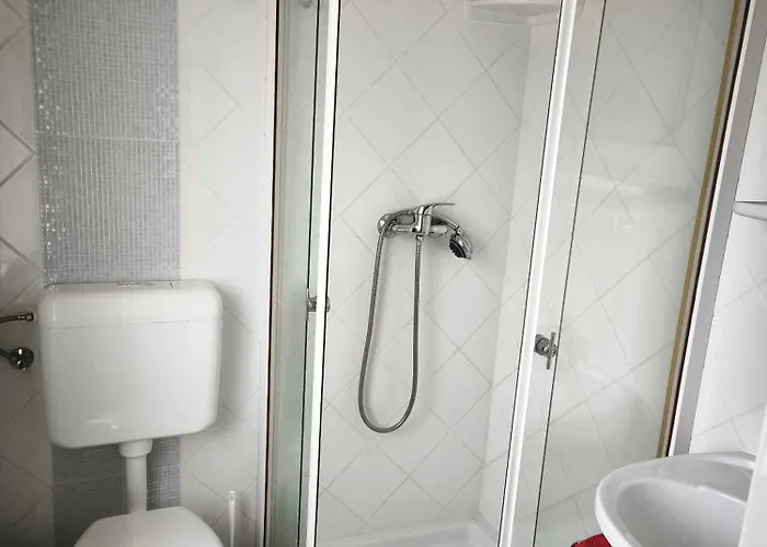 Waterfront In Zamardi-balaton 55033 *